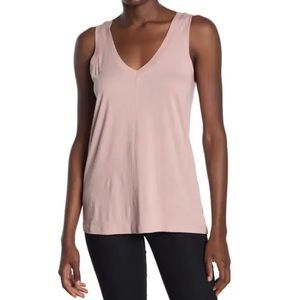 🎄Small Double V Knit Tank Top